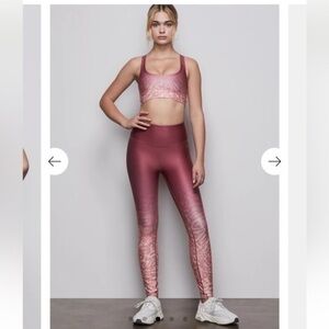 Good American Ombré Cross Over Back Sports Bra